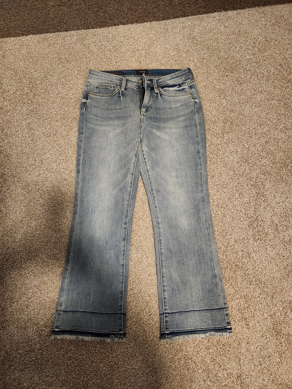 NYDJ Women's Light Wash Wide Leg Jeans Barbara Bootcut 6